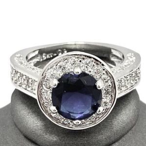 2.38 ctw Blue and White Sapphire